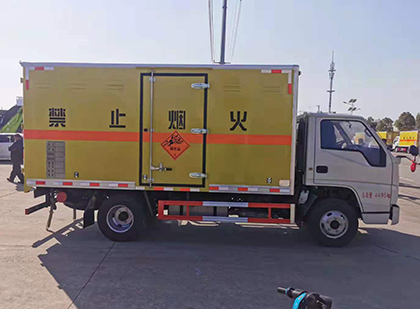 连云港爆破器材运输车