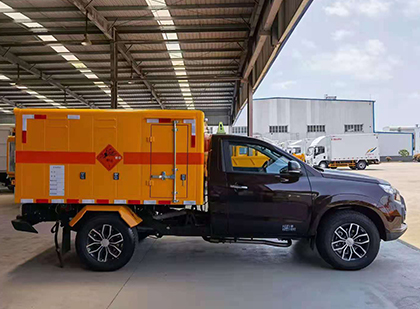 连云港爆破器材运输车